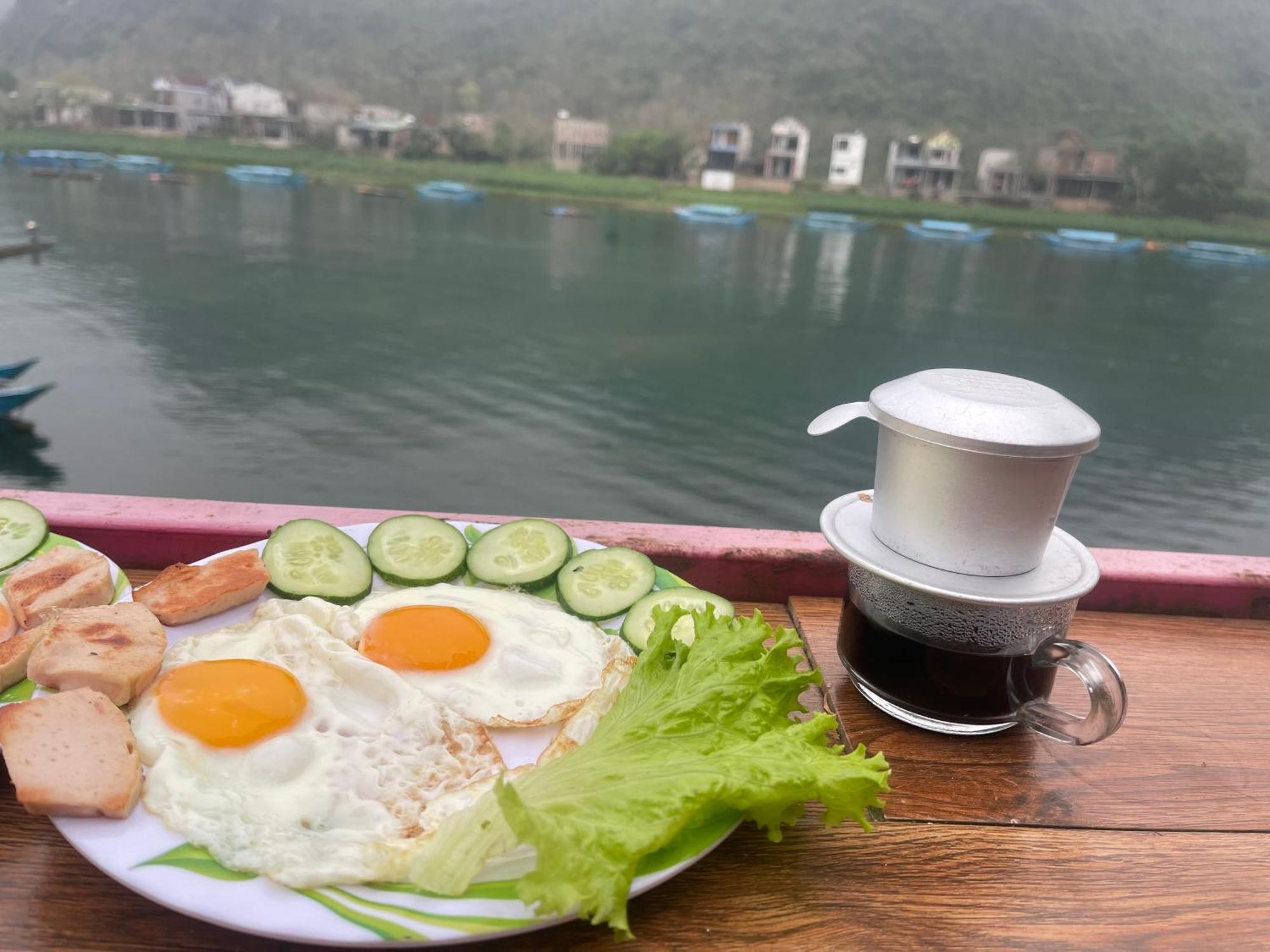 Cornflower Homestay Phong Nha Esterno foto