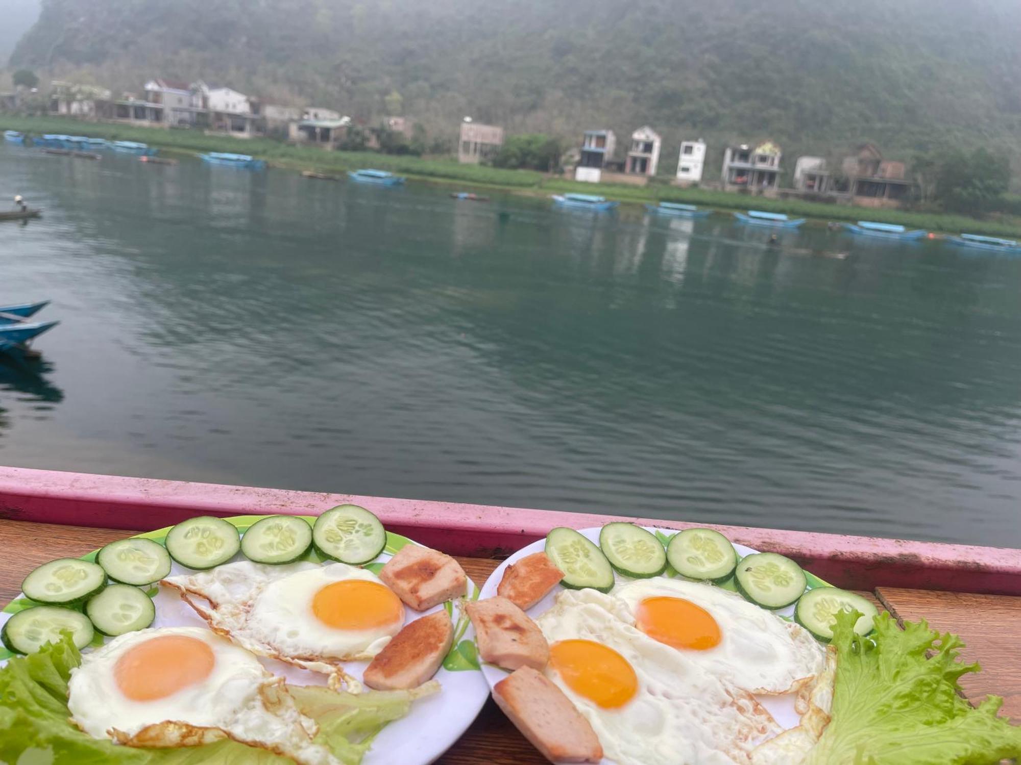 Cornflower Homestay Phong Nha Esterno foto