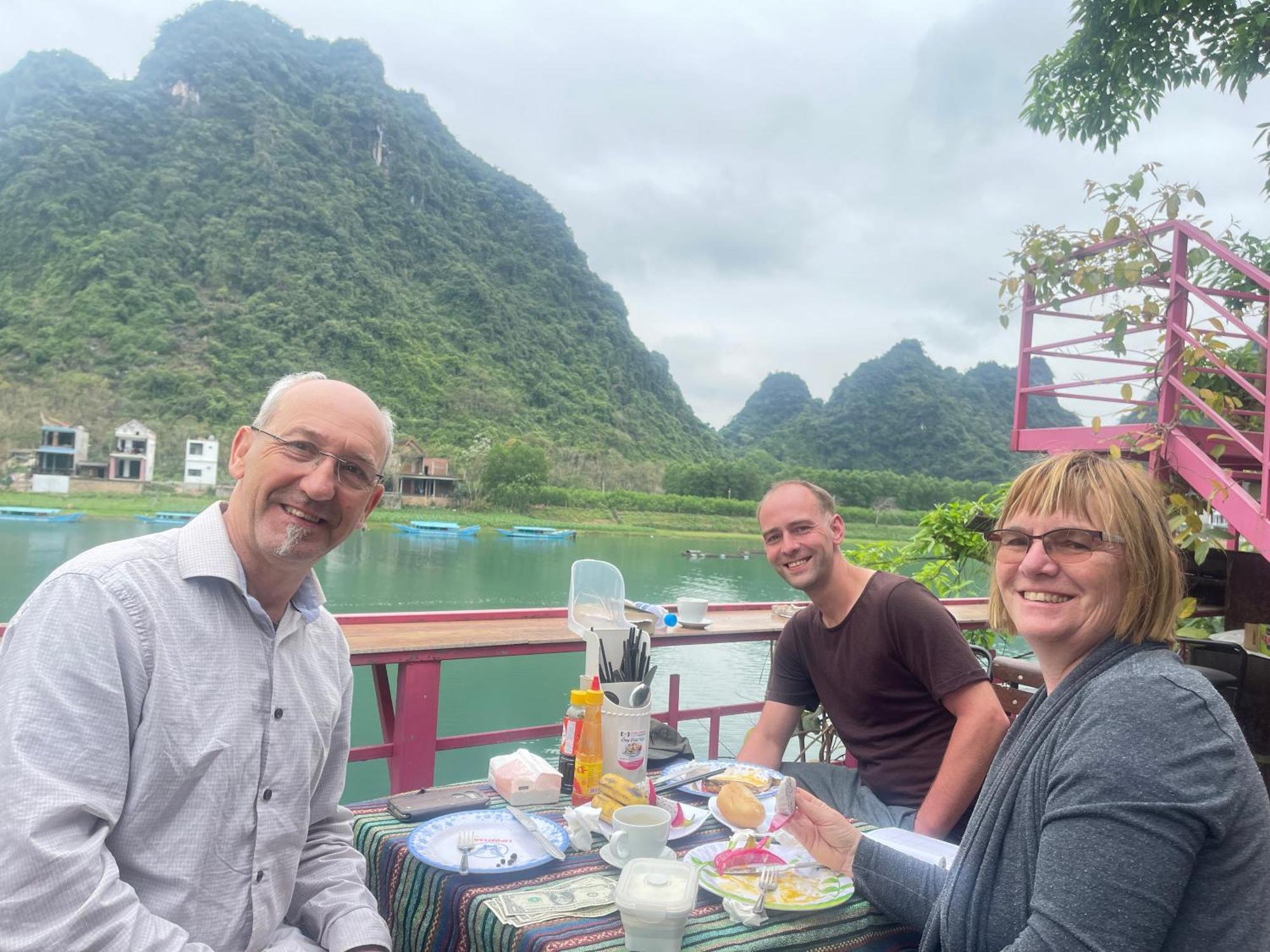 Cornflower Homestay Phong Nha Esterno foto