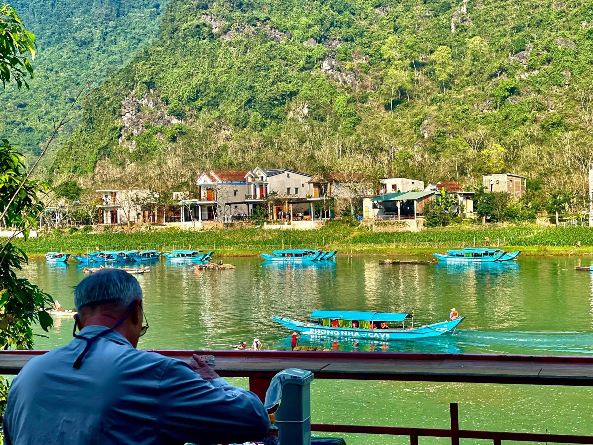Cornflower Homestay Phong Nha Esterno foto